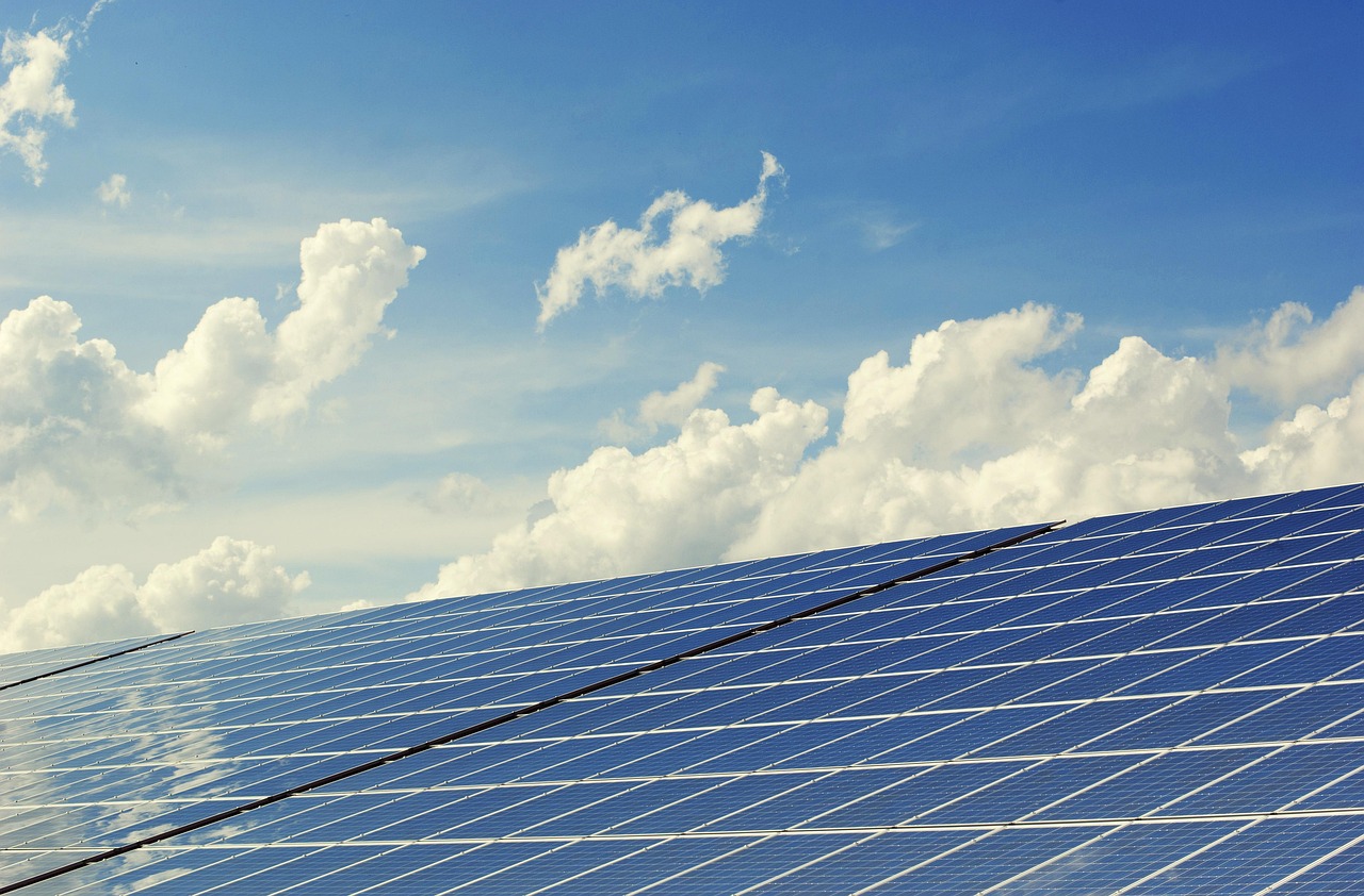 Caeli Energie: O que é e como funciona essa empresa de energia